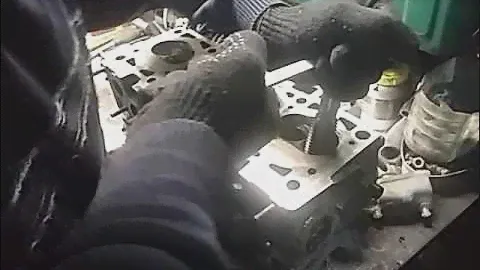 Замена седла клапана